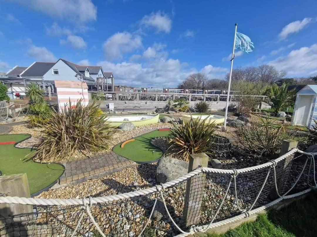 Home With A View Whitecliff Bay Holiday Park Bembridge Exterior photo